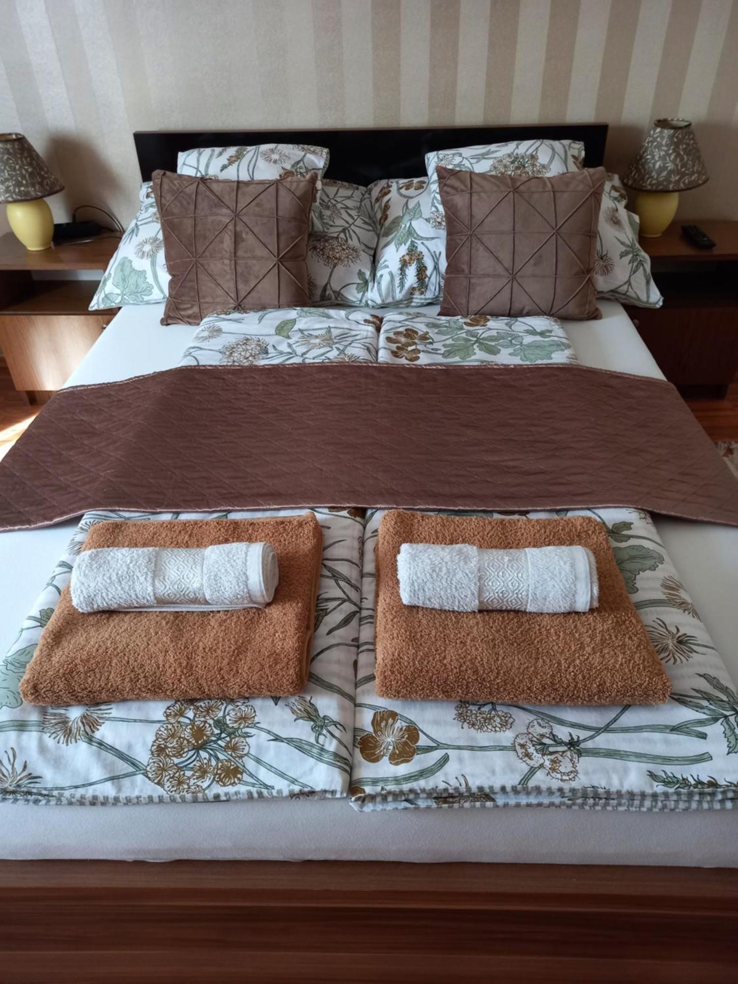 Alfa Apartman Harkany Luaran gambar
